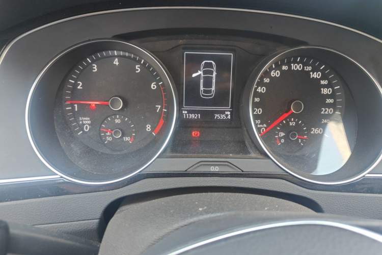 Used Volkswagen Magotan 2019 330TSI DSG Luxury Version China VI Standard Instrument Cluster