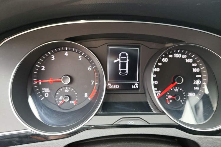 Used Volkswagen Magotan 2019 330TSI DSG Leading Model China VI Standard Instrument Cluster