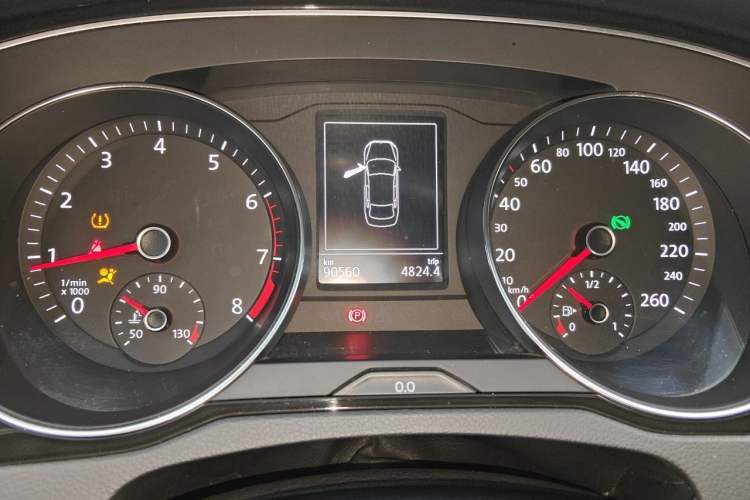 Used Volkswagen Magotan 2019 330TSI DSG Leading Edition China V Standard Instrument Cluster