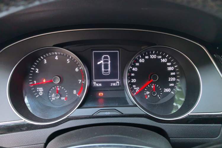 Used Volkswagen Magotan 2019 330TSI DSG Luxury Version China VI Standard Instrument Cluster