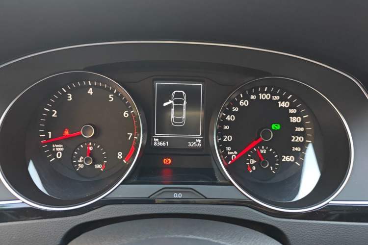 Used Volkswagen Magotan 2019 330TSI DSG Luxury Version China VI Standard Instrument Cluster