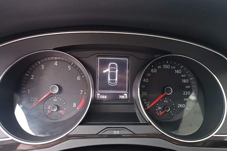 Used Volkswagen Magotan 2019 330TSI DSG Luxury Model China V Standard Instrument Cluster