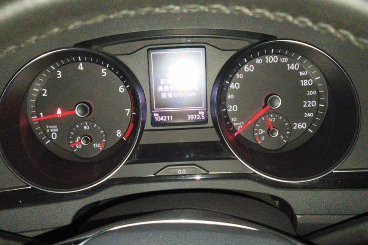 Used Volkswagen Magotan 2019 330TSI DSG Luxury Model China V Standard Instrument Cluster