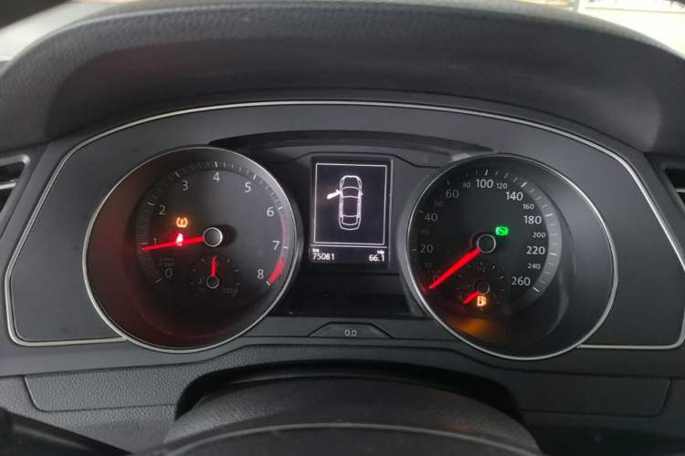 Used Volkswagen Magotan 2019 280TSI DSG Comfort Model China VI Standard Instrument Cluster