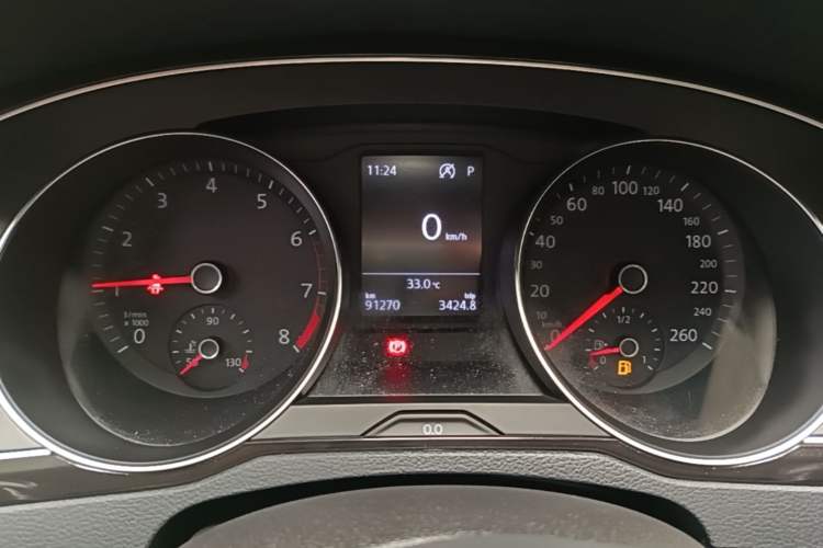 Used Volkswagen Magotan 2019 330TSI DSG Leading Edition China V Standard Instrument Cluster