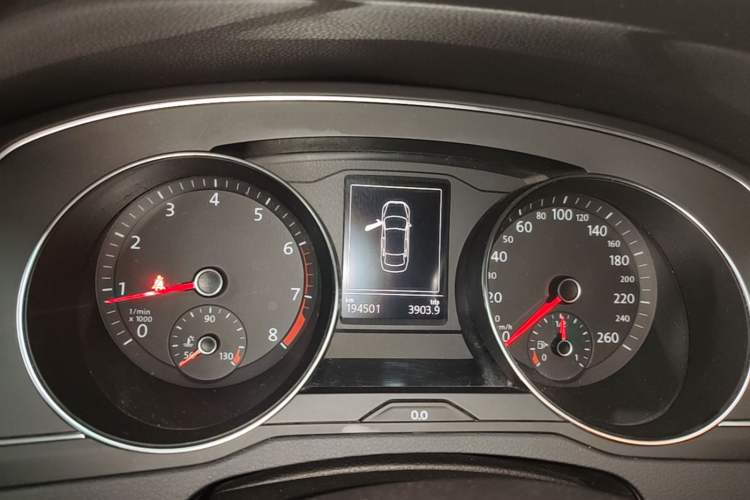 Used Volkswagen Magotan 2019 280TSI DSG Comfort Model China V Standard Instrument Cluster