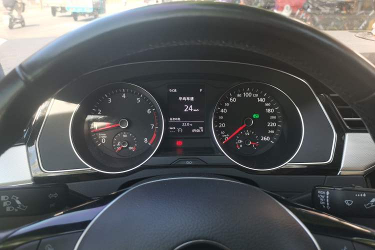 Used Volkswagen Magotan 2019 330TSI DSG Leading Model China VI Standard Instrument Cluster