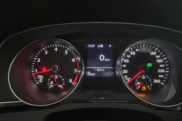 Used Volkswagen Magotan 2019 330TSI DSG Luxury Version China VI Standard Instrument Cluster
