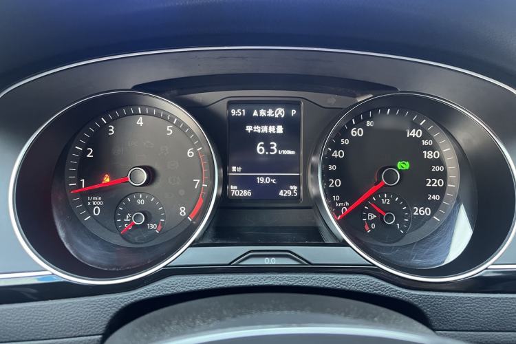 Used Volkswagen Magotan 2019 330TSI DSG Luxury Version China VI Standard Instrument Cluster