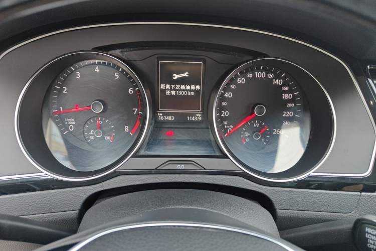 Used Volkswagen Magotan 2019 330TSI DSG Leading Model China VI Standard Instrument Cluster