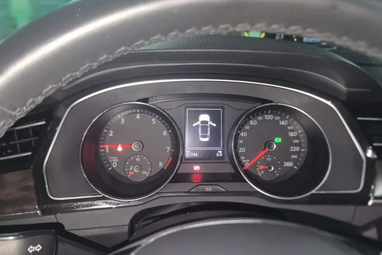 Used Volkswagen Magotan 2019 330TSI DSG Luxury Model China V Standard Instrument Cluster