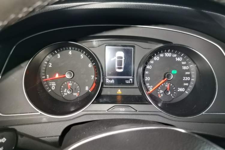 Used Volkswagen Magotan 2019 280TSI DSG Comfort Model China V Standard Instrument Cluster