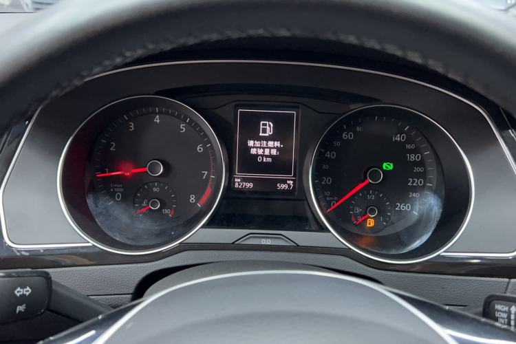 Used Volkswagen Magotan 2019 330TSI DSG Luxury Model China V Standard Instrument Cluster