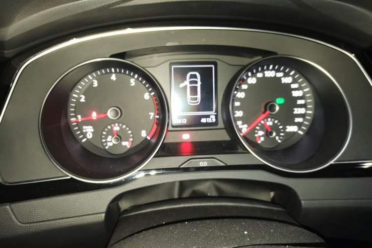 Used Volkswagen Magotan 2019 330TSI DSG Luxury Version China VI Standard Instrument Cluster