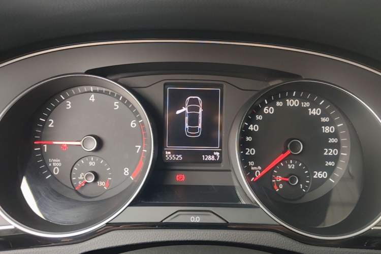 Used Volkswagen Magotan 2019 330TSI DSG Leading Model China VI Standard Instrument Cluster
