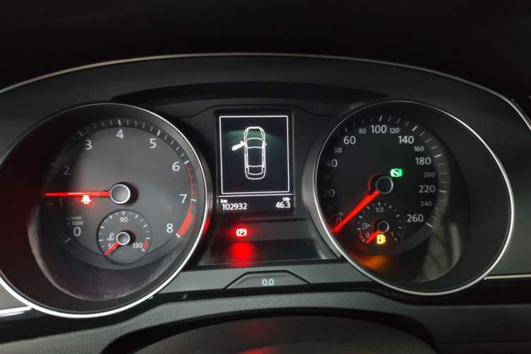 Used Volkswagen Magotan 2019 330TSI DSG Leading Model China VI Standard Instrument Cluster