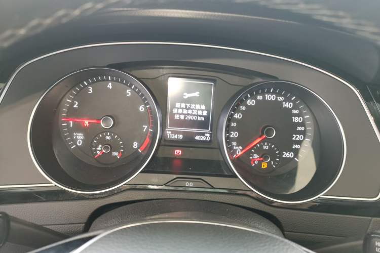 Used Volkswagen Magotan 2019 330TSI DSG Luxury Version China VI Standard Instrument Cluster