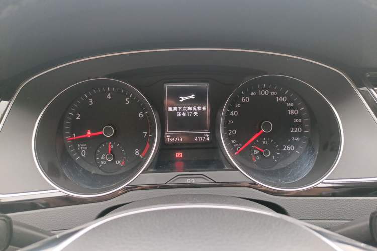 Used Volkswagen Magotan 2019 330TSI DSG Luxury Version China VI Standard Instrument Cluster