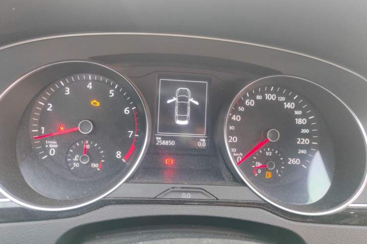 Used Volkswagen Magotan 2019 330TSI DSG Luxury Version China VI Standard Instrument Cluster