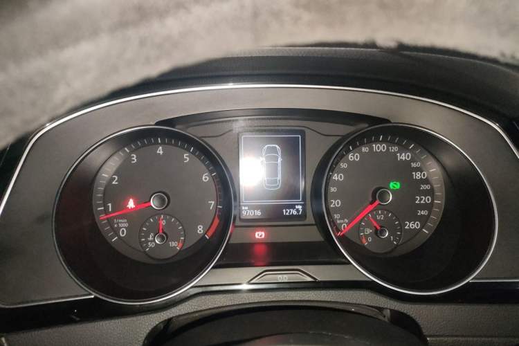 Used Volkswagen Magotan 2019 330TSI DSG Leading Model China VI Standard Instrument Cluster