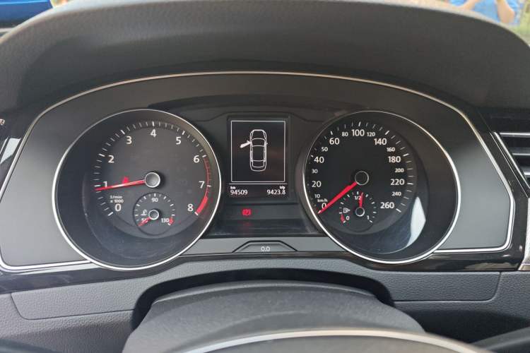 Used Volkswagen Magotan 2019 330TSI DSG Leading Model China VI Standard Instrument Cluster