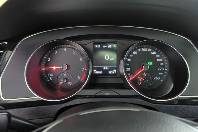 Used Volkswagen Magotan 2019 330TSI DSG Luxury Version China VI Standard Instrument Cluster