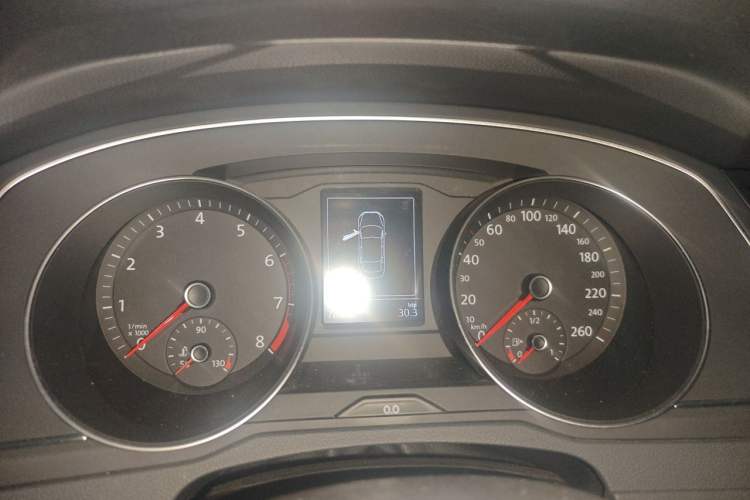 Used Volkswagen Magotan 2019 280TSI DSG Comfort Model China V Standard Instrument Cluster