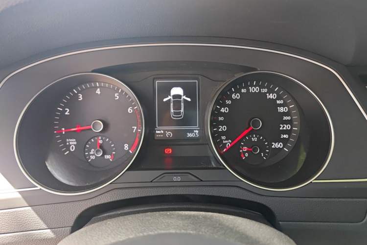 Used Volkswagen Magotan 2019 280TSI DSG Comfort Model China VI Standard Instrument Cluster