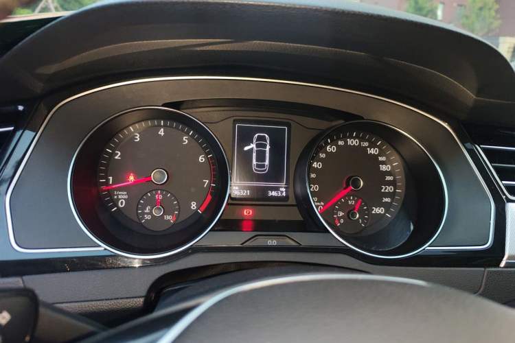 Used Volkswagen Magotan 2019 330TSI DSG Leading Edition China V Standard Instrument Cluster