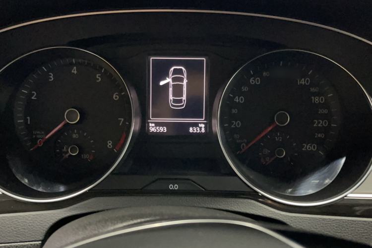 Used Volkswagen Magotan 2019 330TSI DSG Luxury Model China V Standard Instrument Cluster