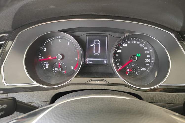 Used Volkswagen Magotan 2019 330TSI DSG Luxury Model China V Standard Instrument Cluster