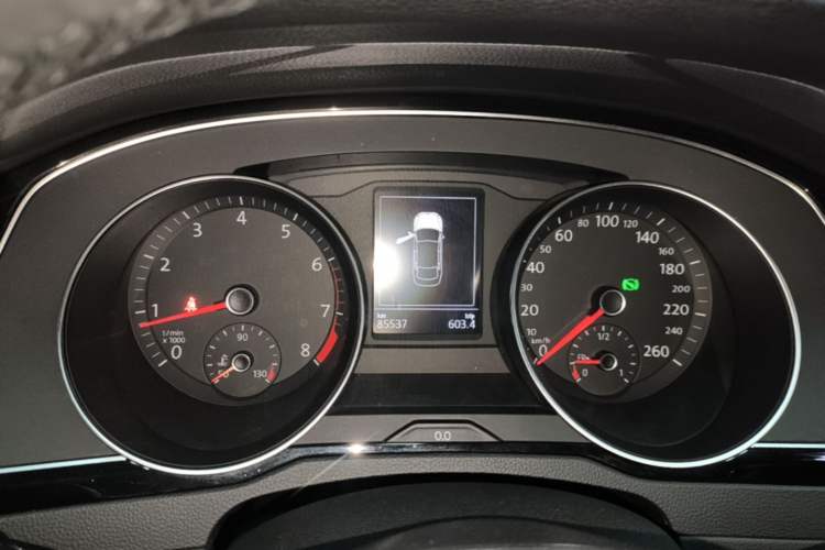Used Volkswagen Magotan 2019 330TSI DSG Leading Model China VI Standard Instrument Cluster