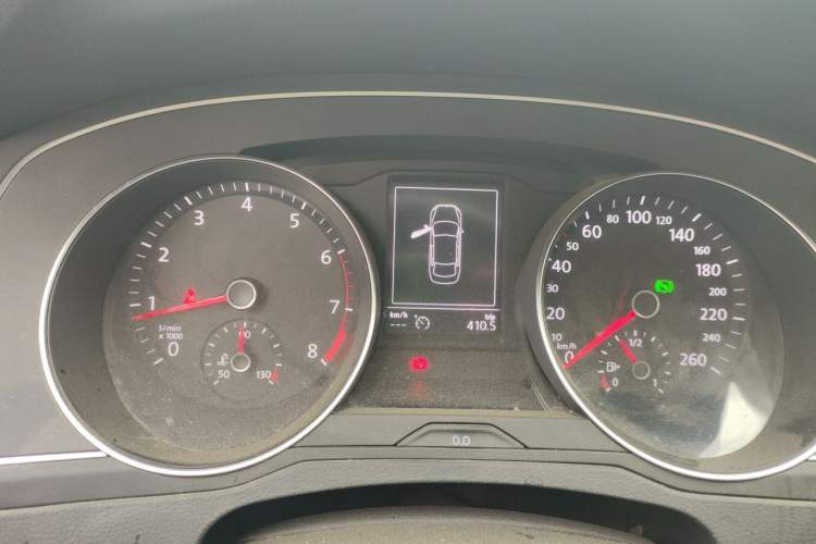 Used Volkswagen Magotan 2019 280TSI DSG Comfort Model China VI Standard Instrument Cluster