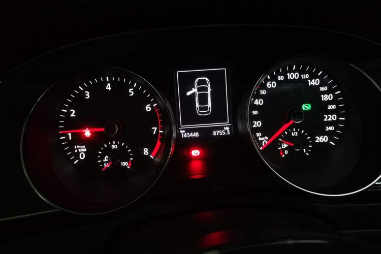 Used Volkswagen Magotan 2019 330TSI DSG Leading Model China VI Standard Instrument Cluster