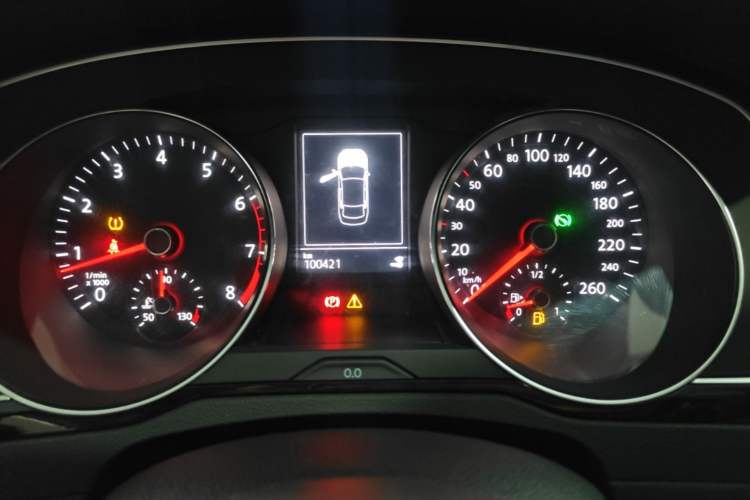 Used Volkswagen Magotan 2019 330TSI DSG Leading Model China VI Standard Instrument Cluster