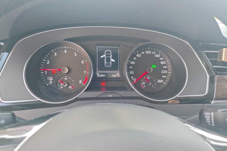 Used Volkswagen Magotan 2019 330TSI DSG Leading Model China VI Standard Instrument Cluster