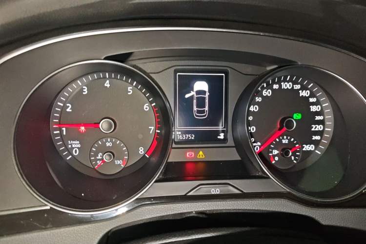 Used Volkswagen Magotan 2019 330TSI DSG Luxury Model China V Standard Instrument Cluster