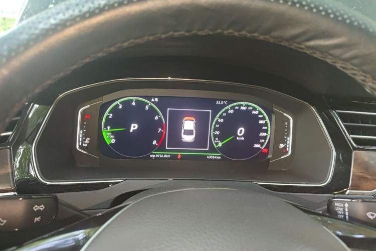 Used Volkswagen Magotan 2019 330TSI DSG Luxury Version China VI Standard Instrument Cluster
