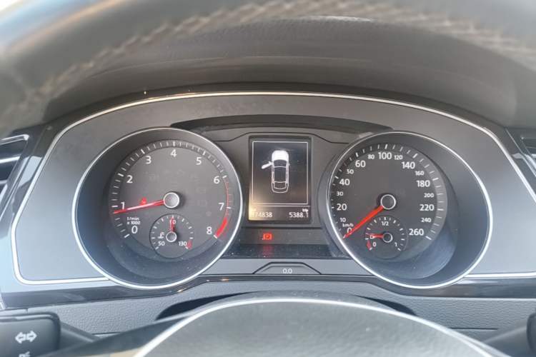Used Volkswagen Magotan 2019 330TSI DSG Leading Edition China V Standard Instrument Cluster