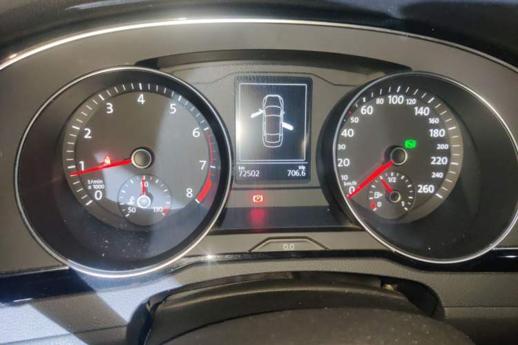 Used Volkswagen Magotan 2019 330TSI DSG Luxury Version China VI Standard Instrument Cluster