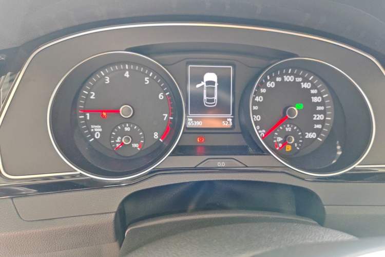 Used Volkswagen Magotan 2019 330TSI DSG Leading Model China VI Standard Instrument Cluster