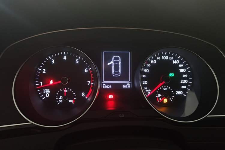 Used Volkswagen Magotan 2019 330TSI DSG Leading Model China VI Standard Instrument Cluster