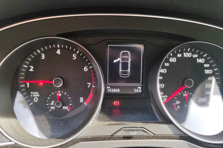 Used Volkswagen Magotan 2019 330TSI DSG Luxury Version China VI Standard Instrument Cluster