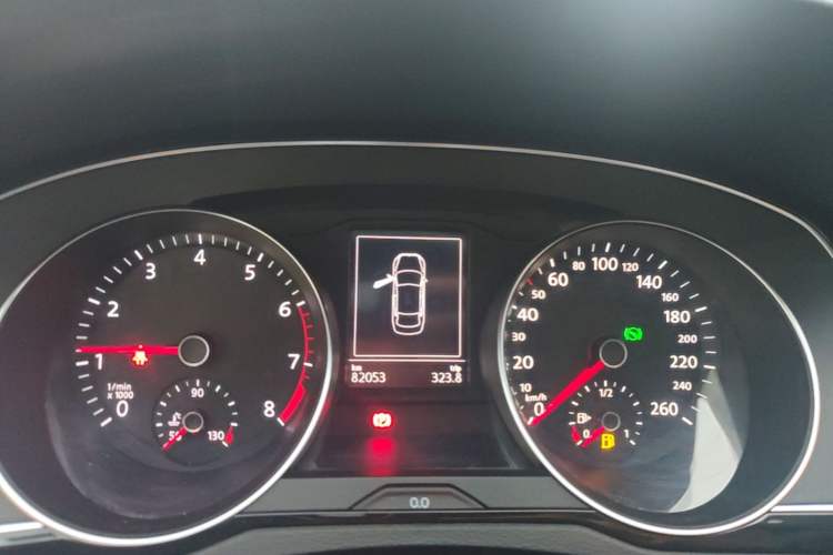 Used Volkswagen Magotan 2019 330TSI DSG Leading Model China VI Standard Instrument Cluster