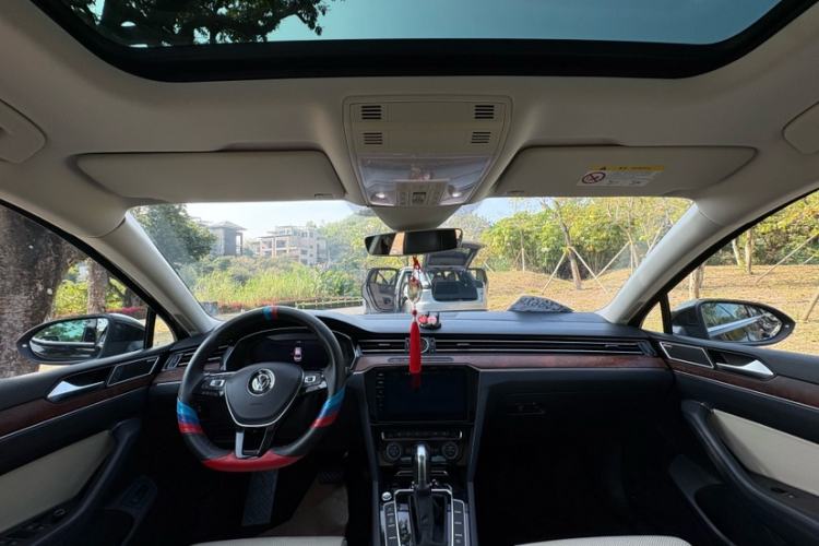 Used Volkswagen Magotan 2019 380TSI DSG Flagship Version China VI Standard Interior 3