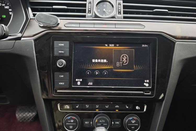 Used Volkswagen Magotan 2019 330TSI DSG Luxury Model China V Standard Interior 6