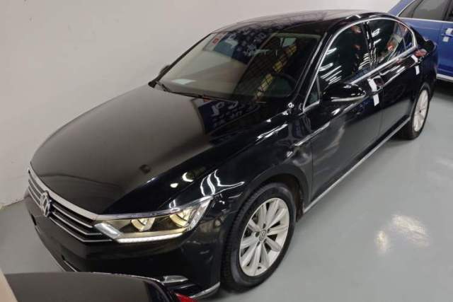 Ojetý Volkswagen Magotan 2019 330TSI DSG Leading Model China VI Standard