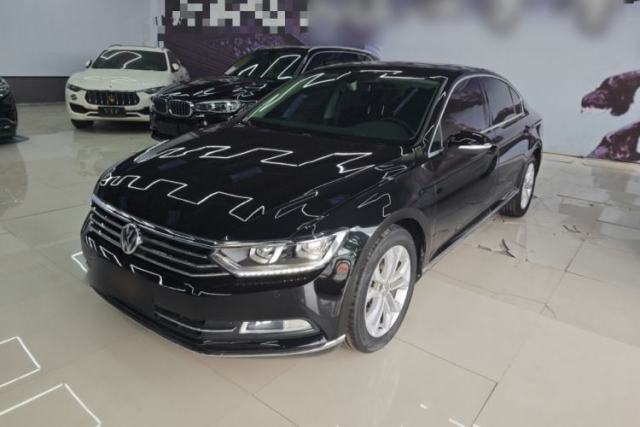 Ojetý Volkswagen Magotan 2019 330TSI DSG Luxury Model China V Standard