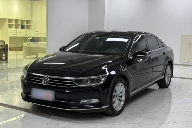 Ojetý Volkswagen Magotan 2019 330TSI DSG Leading Model China VI Standard