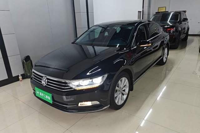 Ojetý Volkswagen Magotan 2019 330TSI DSG Leading Model China VI Standard
